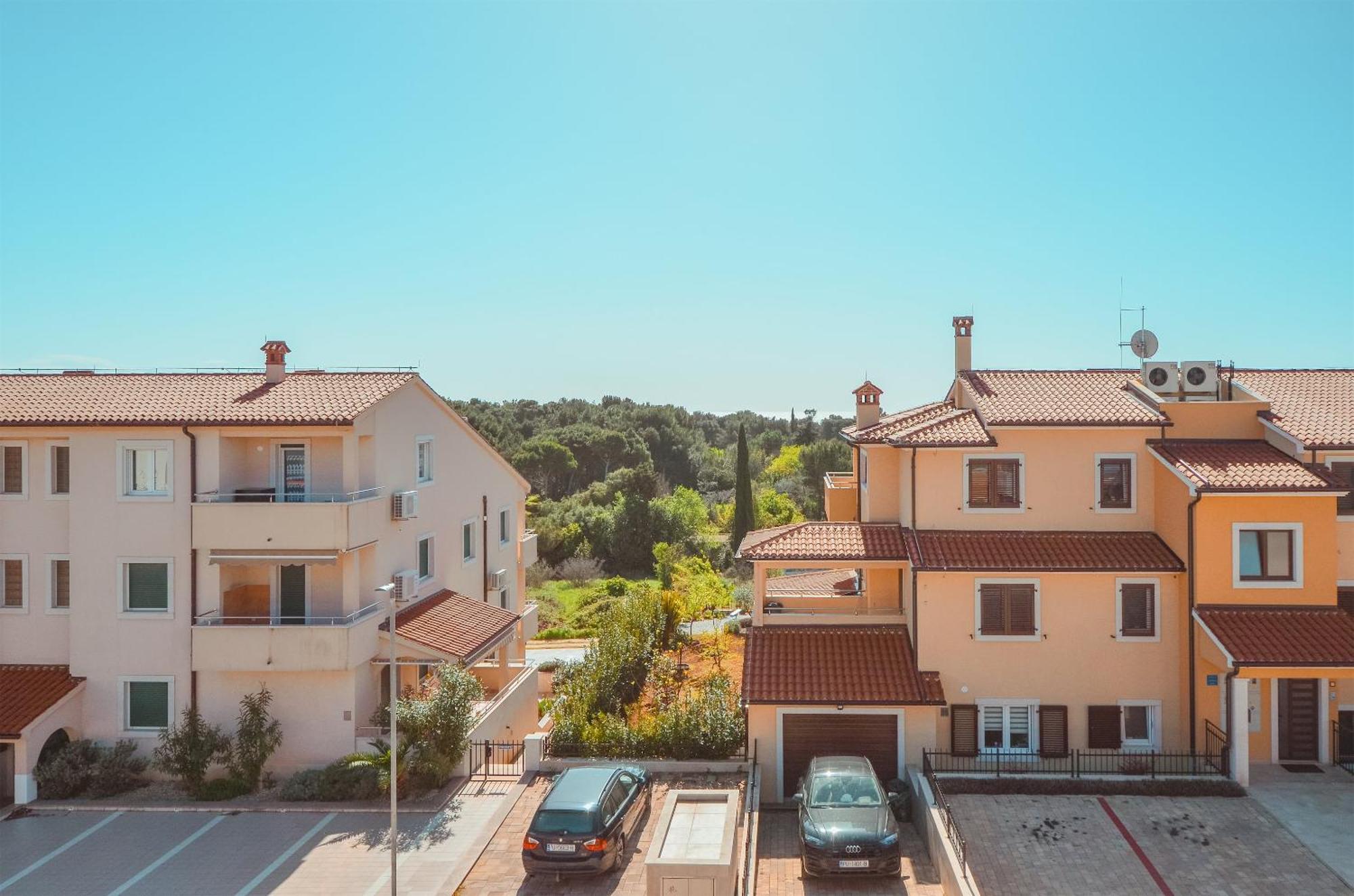 Apartment Dertil Premantura Exterior photo